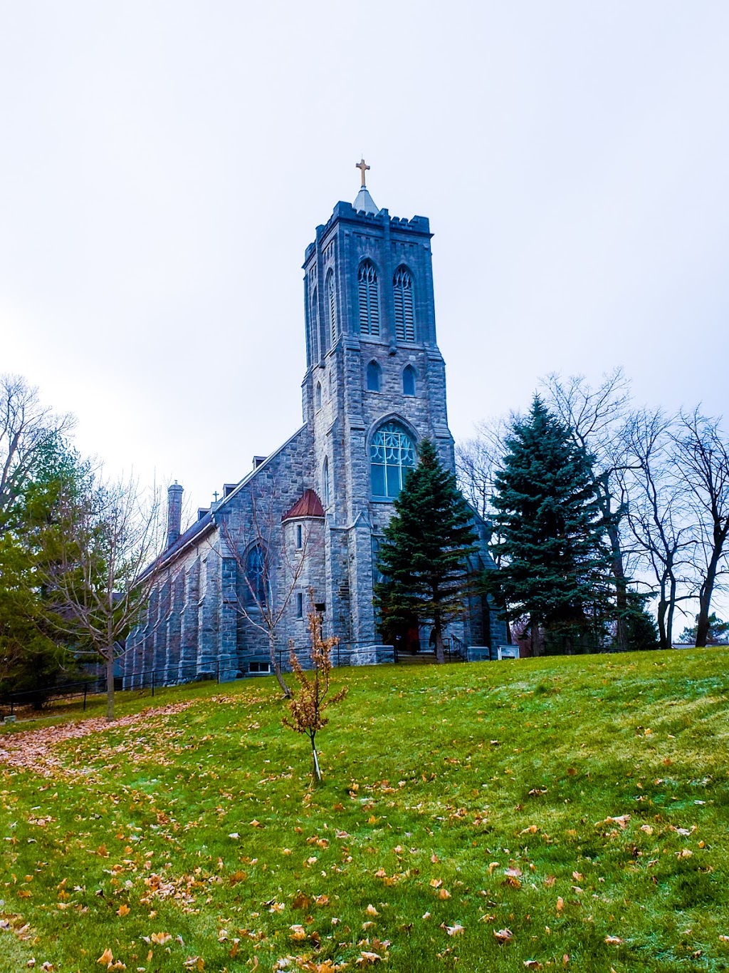 Sacred Heart of Mary Church | RR 1, 15 Hwy 95, Wolfe Island, ON K0H 2Y0, Canada | Phone: (613) 385-2633