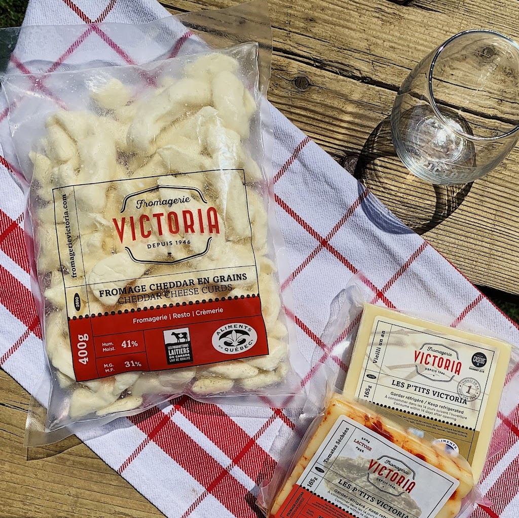 Fromagerie Victoria | 1285 Rue Douglas, Saint-Jean-sur-Richelieu, QC J2W 1C7, Canada | Phone: (450) 390-0309