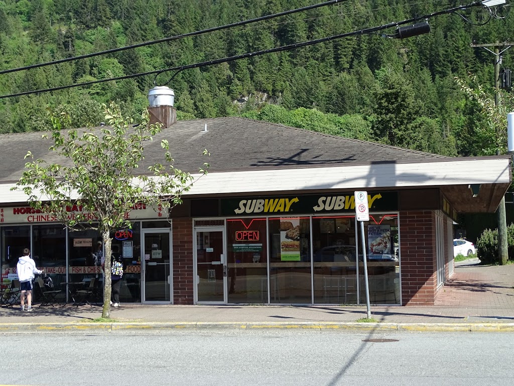 Subway | 6610 Royal Ave, West Vancouver, BC V7W 2B9, Canada | Phone: (604) 921-6789