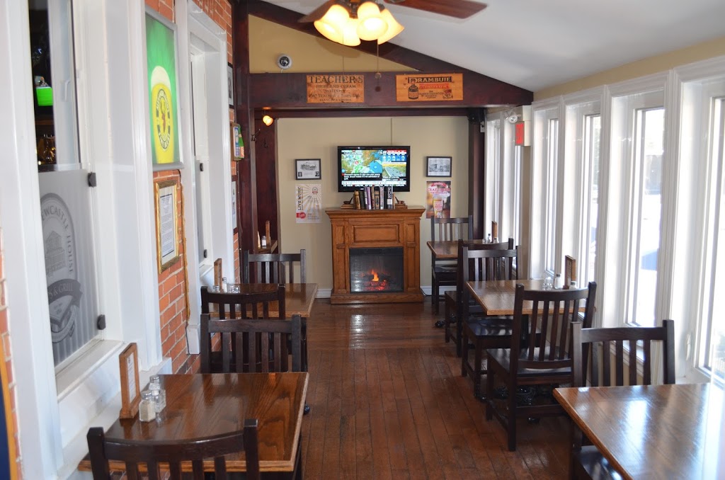 The Old Newcastle House Taps & Grill | 119 King Ave W, Newcastle, ON L1B 1H1, Canada | Phone: (905) 987-4200