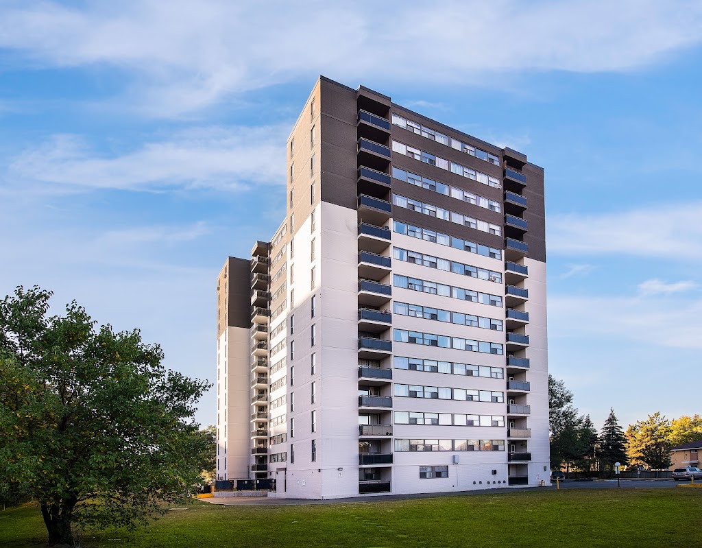 The West Mall Towers | 555 The West Mall, Etobicoke, ON M9C 1G8, Canada | Phone: (647) 699-3093
