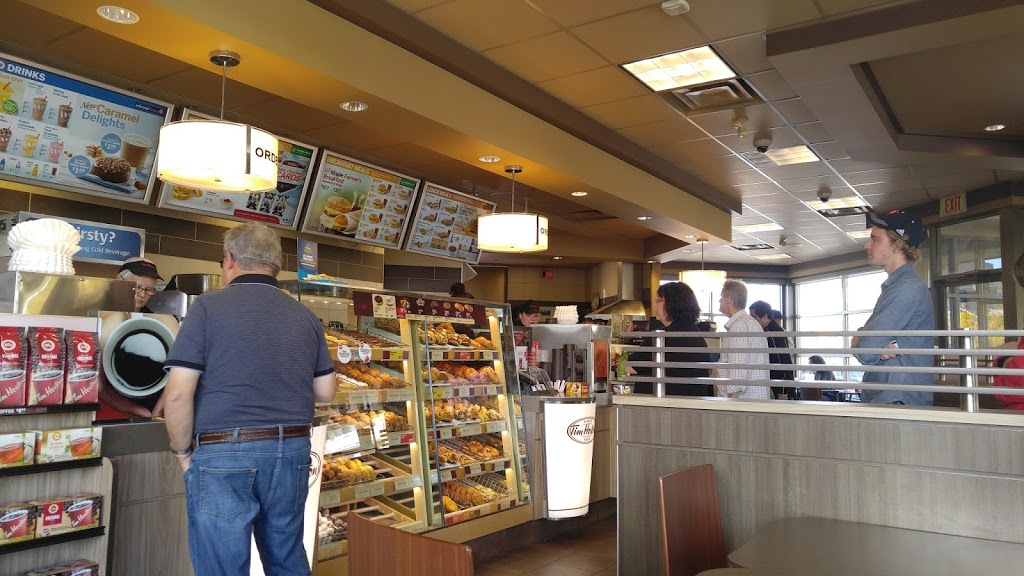 Tim Hortons | 400 Scott St, St. Catharines, ON L2N 6T4, Canada | Phone: (905) 937-1632