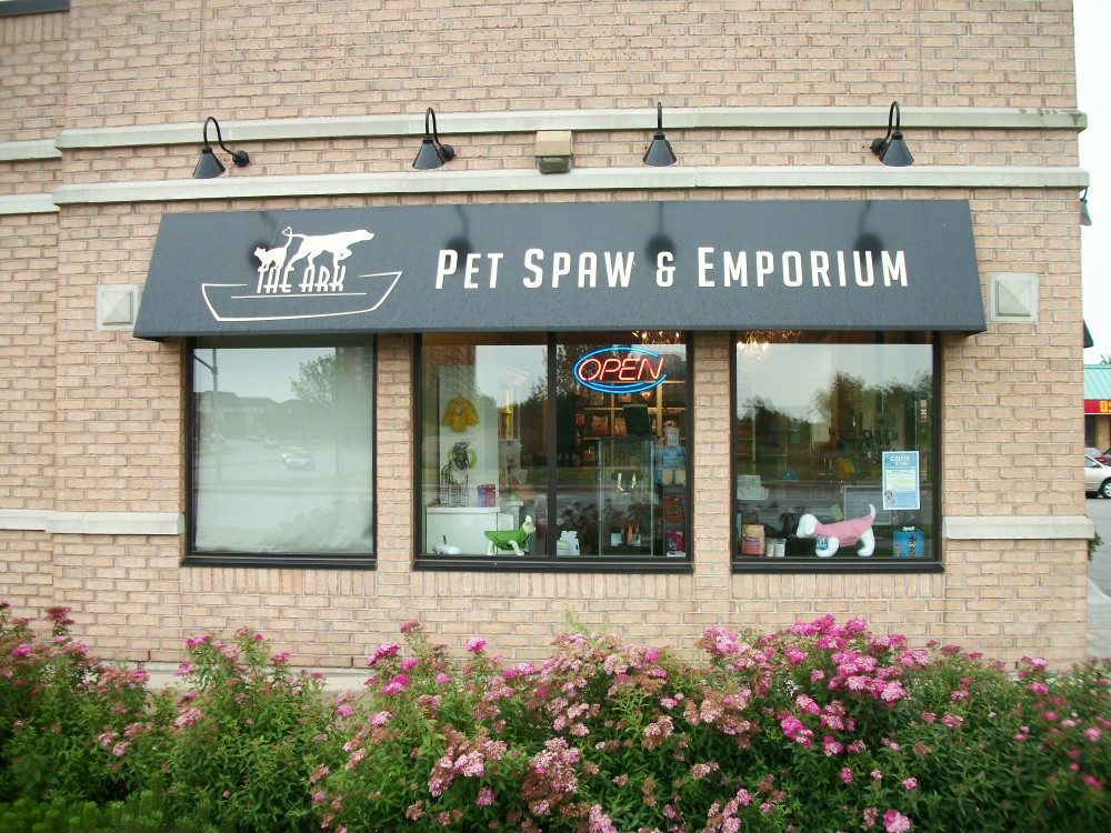 The Ark Pet Spaw & Emporium | 2520 Sixth Line, Oakville, ON L6H 6W5, Canada | Phone: (905) 257-5337