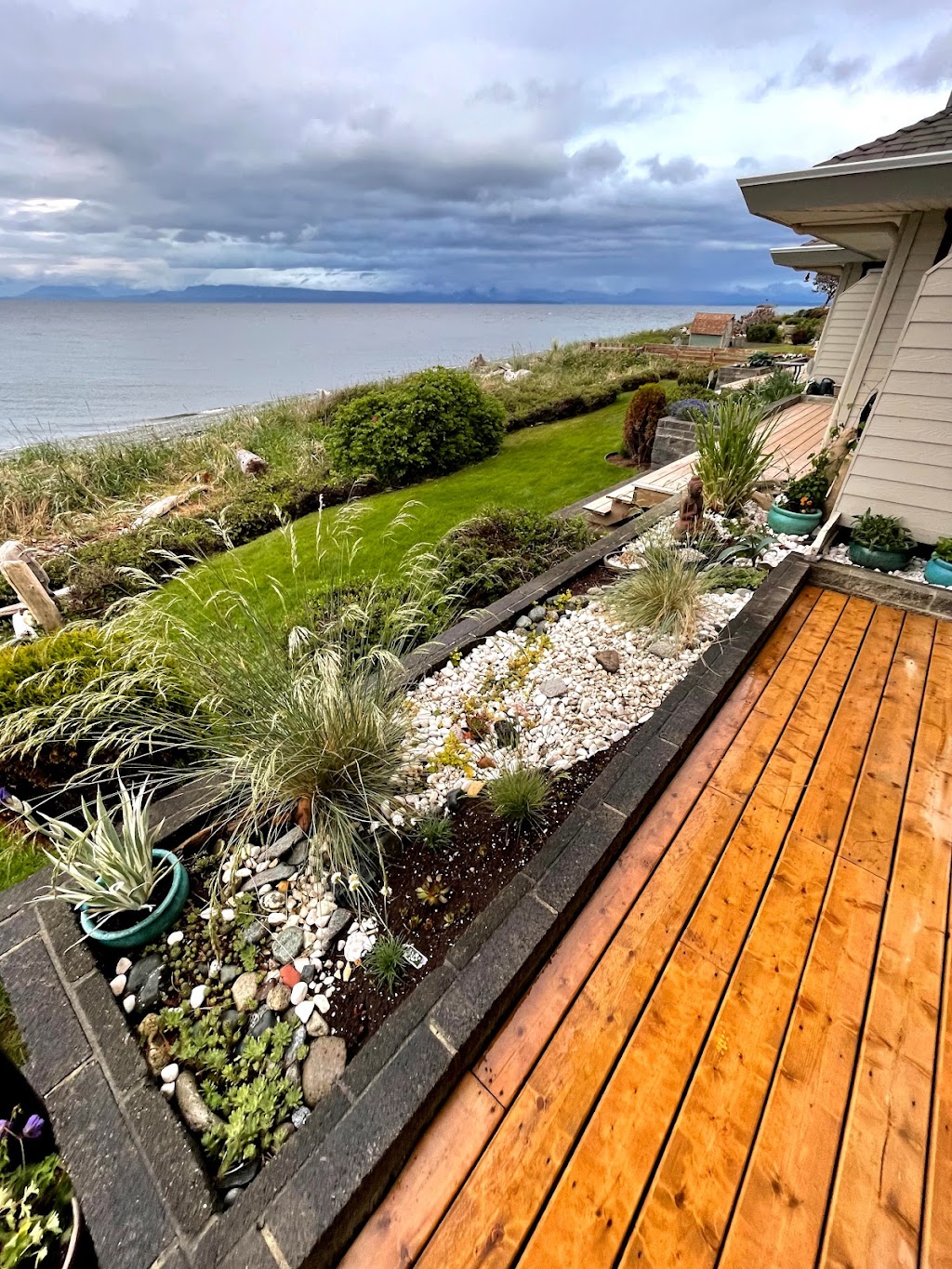 Terra Vie Landscaping | Piercy Rd, Courtenay, BC V9J 1P7, Canada | Phone: (250) 207-0599