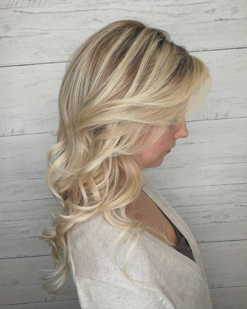 Maurizio Hair Studio | 90 Main St S, Newmarket, ON L3Y 3Y7, Canada | Phone: (905) 895-3337