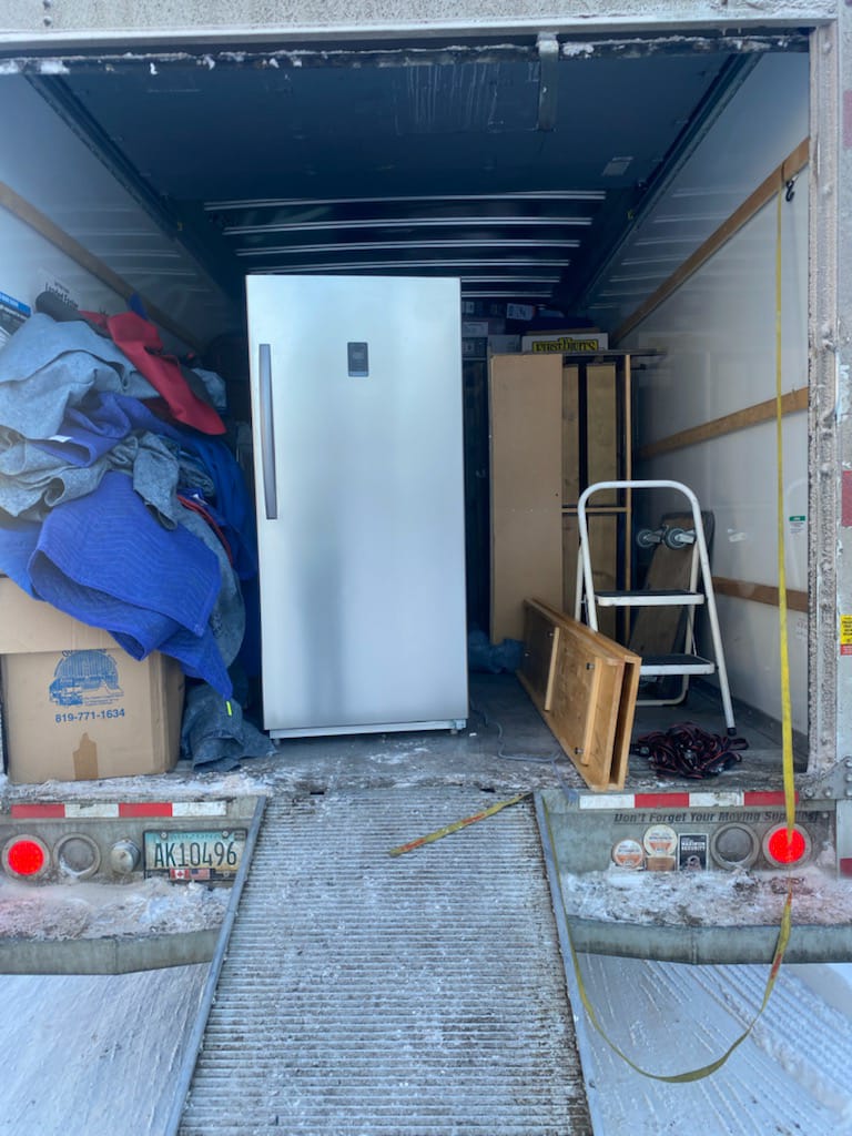 VR MOVERS | 14295 73a Ave, Surrey, BC V3W 2R9, Canada | Phone: (604) 503-5331