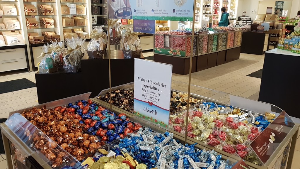 Lindt Chocolate Shop | 4500 King St E Unit 4, Kitchener, ON N2P 2G4, Canada | Phone: (519) 650-9141