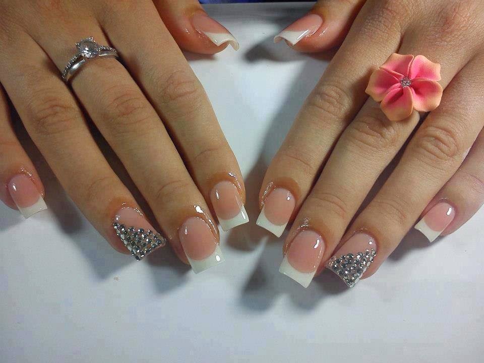 Qspa Nail Salon West Island | 4230 Boul Saint-Jean, Dollard-des-Ormeaux, QC H9H 3X4, Canada | Phone: (514) 696-7772