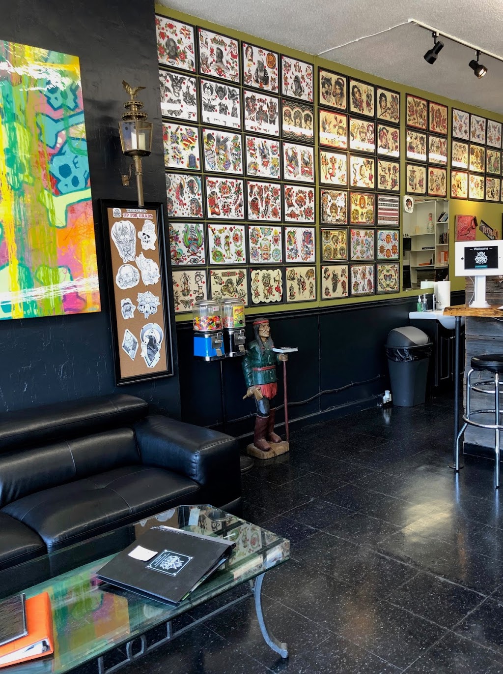 The Ace and Sword Tattoo Parlour | 3373 Lake Shore Blvd W, Etobicoke, ON M8W 1N1, Canada | Phone: (416) 503-4513