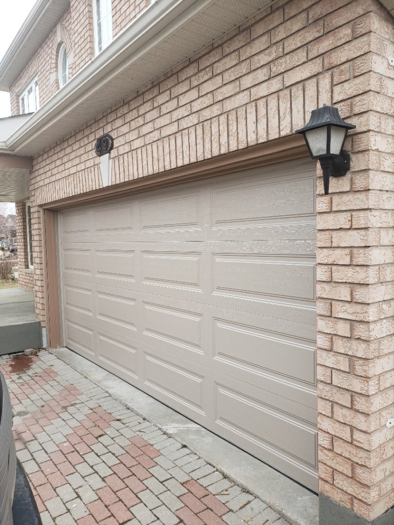 Garage Doors Services-Pro-Master | 1050 Simcoe St S, Oshawa, ON L1H 4L4, Canada | Phone: (905) 435-0034