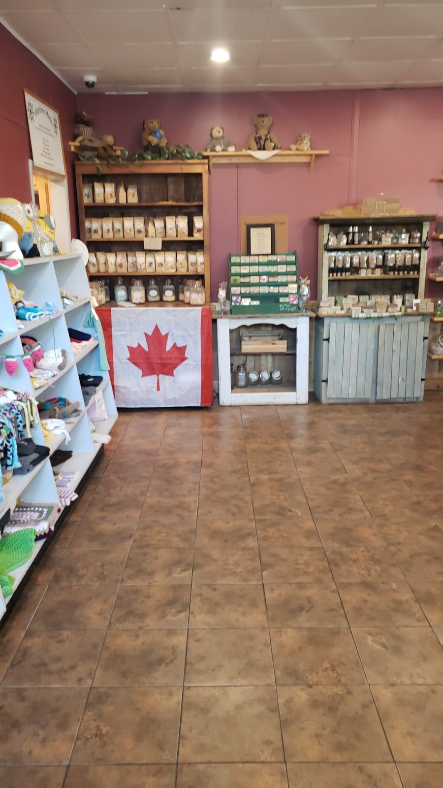 Jones General Store | 9 Bridge St, Apohaqui, NB E5P 3P4, Canada | Phone: (506) 434-4948