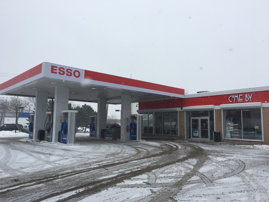 Esso | 820 Dundas St E, Mississauga, ON L4W 2B6, Canada | Phone: (905) 277-5888