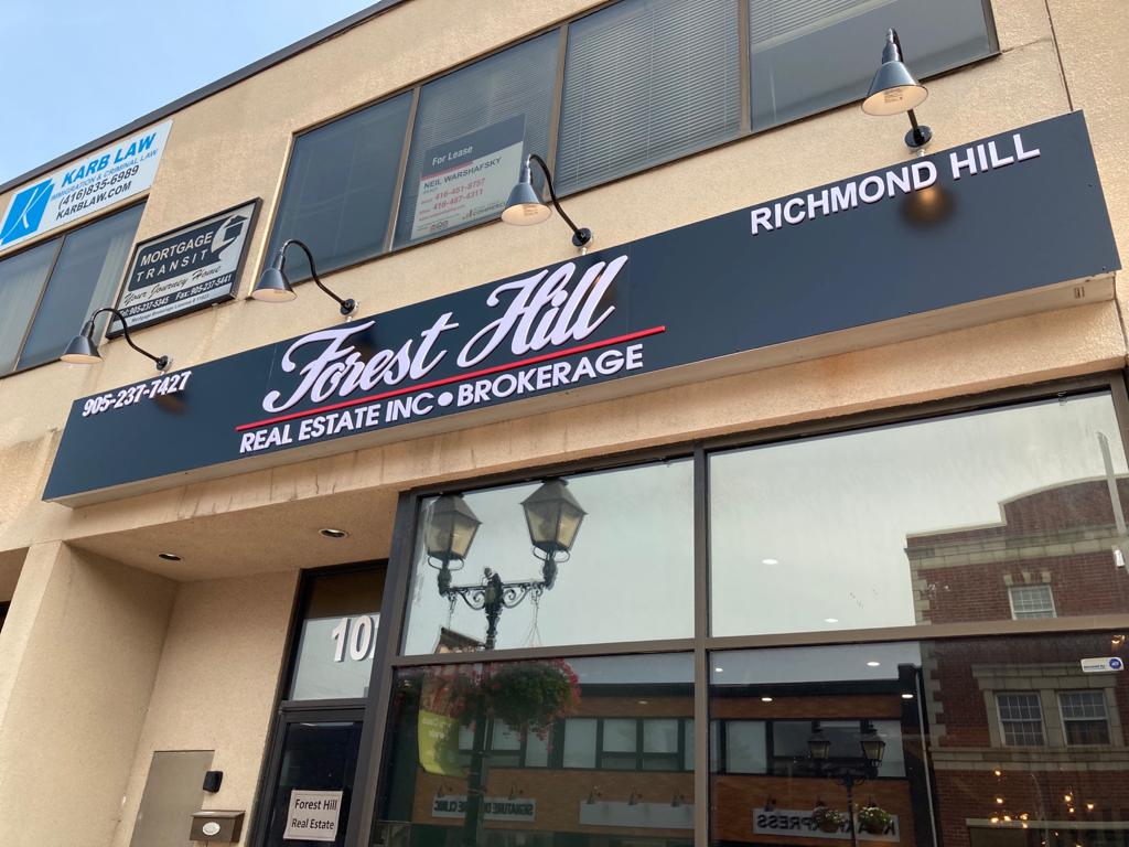 Forest Hill Richmond Hill | Real Estate Agency | 10211 Yonge St Suite 100, Richmond Hill, ON L4C 3B3, Canada | Phone: (647) 292-3600