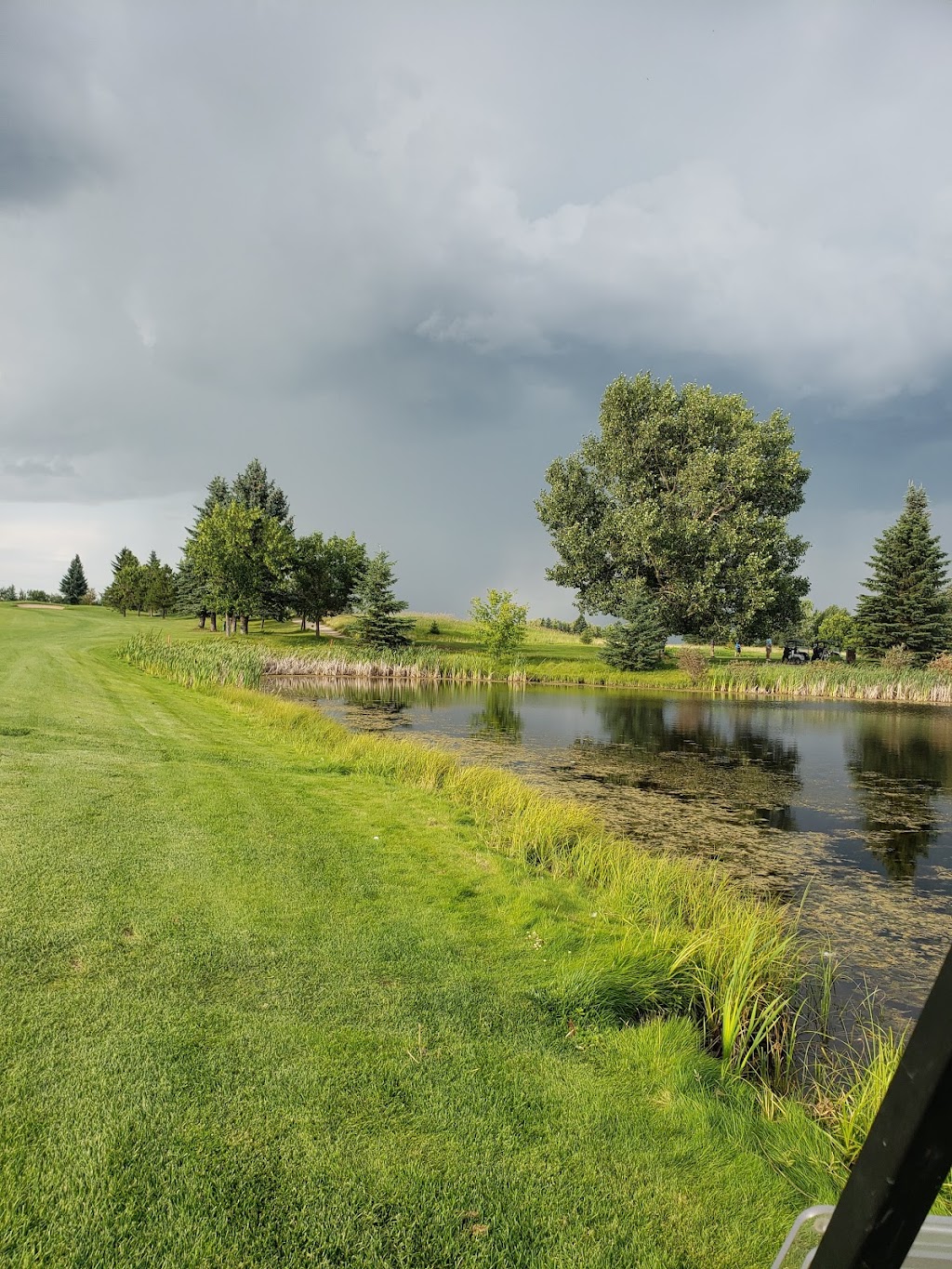 Raven Crest Golf & Country Club | 251 153 Ave NE, Edmonton, AB T5Y 6K8, Canada | Phone: (780) 408-8687