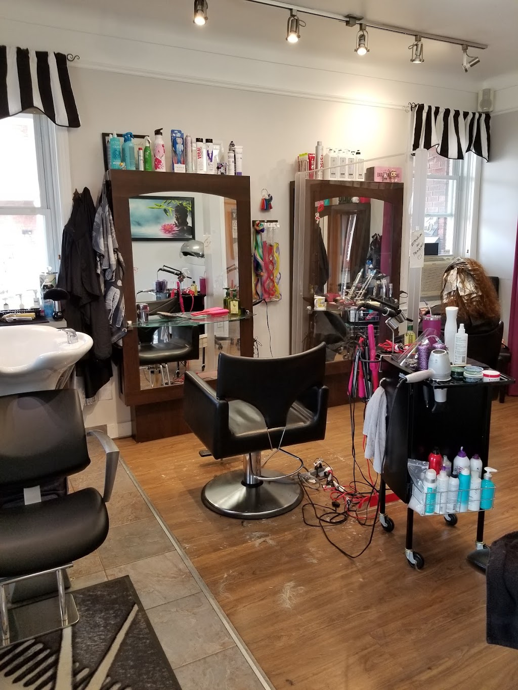 Coiffure O Lotus | 207 Av. Béthany, Lachute, QC J8H 2M6, Canada | Phone: (450) 409-1238