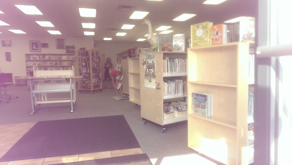 Peachland Library | ORL Branch | #40 Village Mall, 5500 Clements Crescent, Peachland, BC V0H 1X5, Canada | Phone: (250) 767-9111