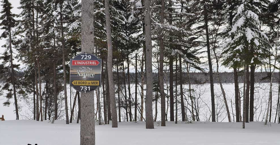 Chalet L’Industriel - Chalets Nature | 729 Rte Maria Chapdelaine, Péribonka, QC G0W 2G0, Canada | Phone: (418) 218-1376