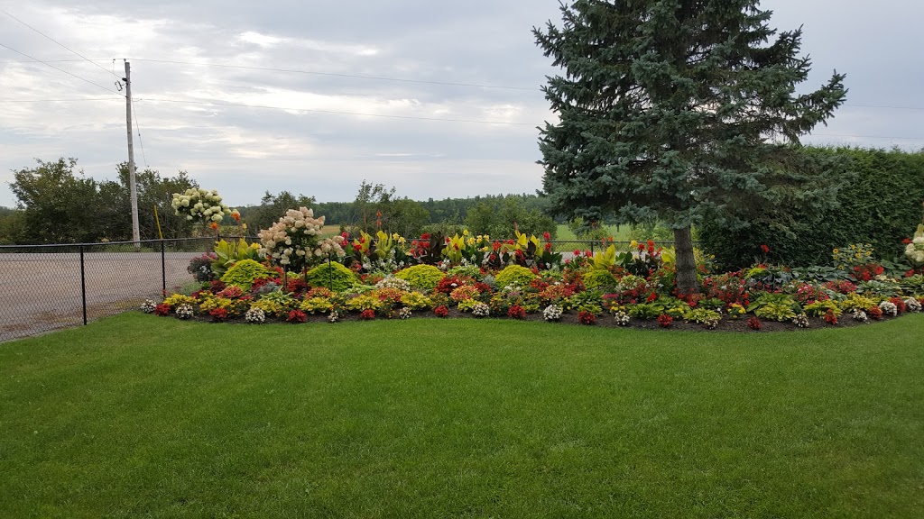 Milliken Landscaping | 1370 Scheel Dr, Braeside, ON K0A 1G0, Canada | Phone: (613) 623-8486
