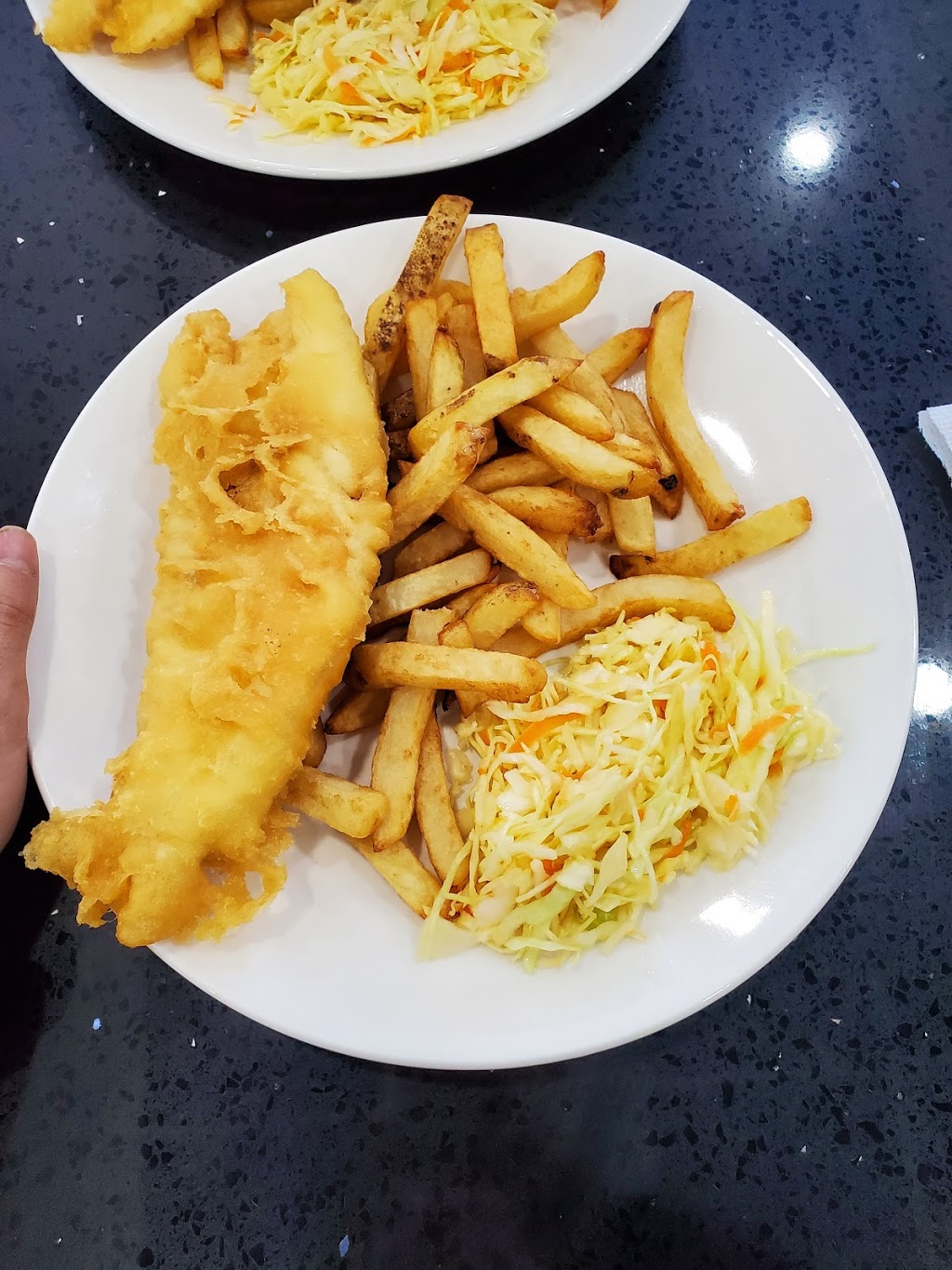 Halibut House Fish and Chips | 300 King George Rd, Brantford, ON N3R 5M1, Canada | Phone: (519) 304-3331