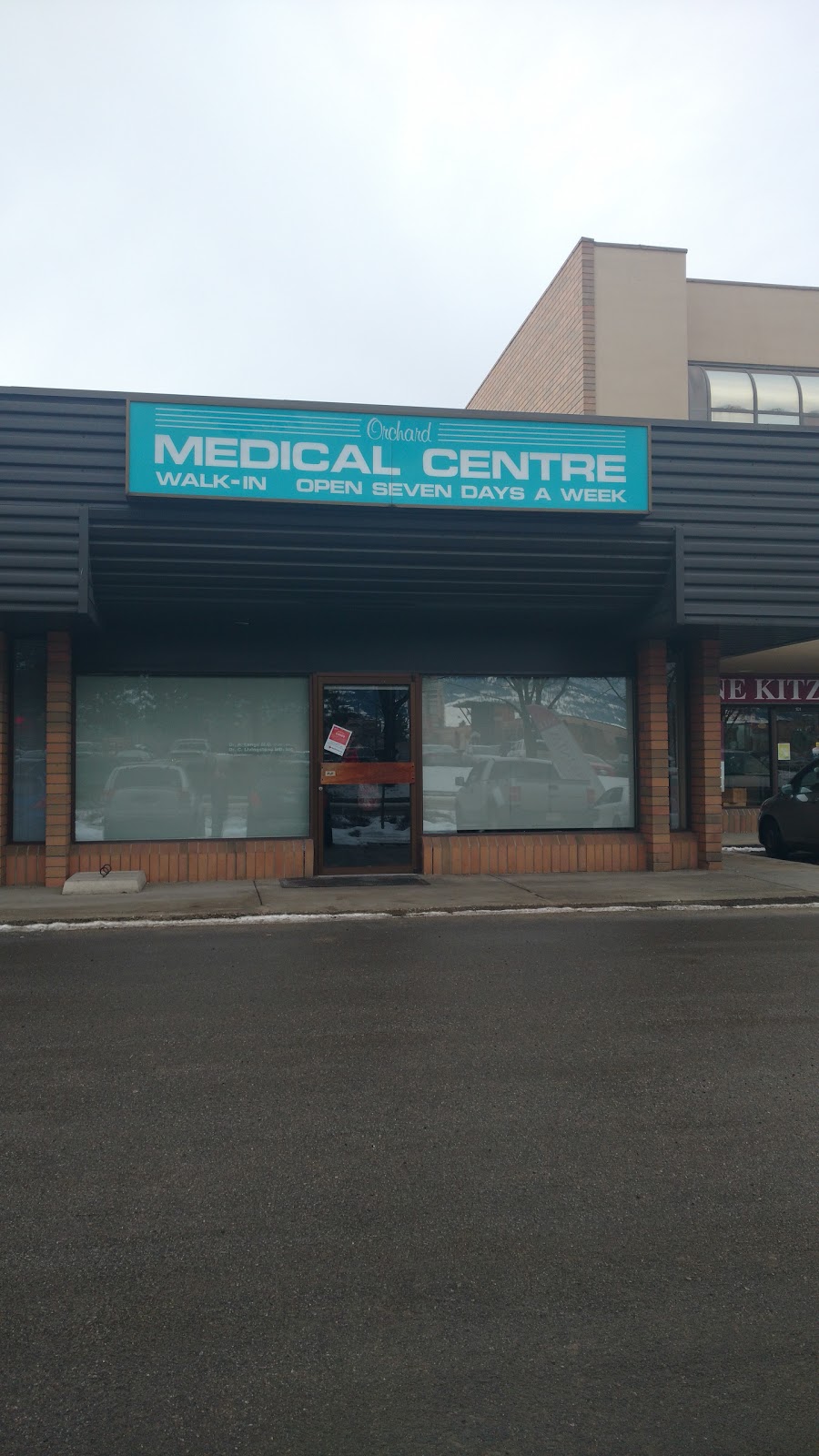 Orchard Medical Centre | 1990 Cooper Rd, Kelowna, BC V1Y 8K5, Canada | Phone: (250) 861-3235