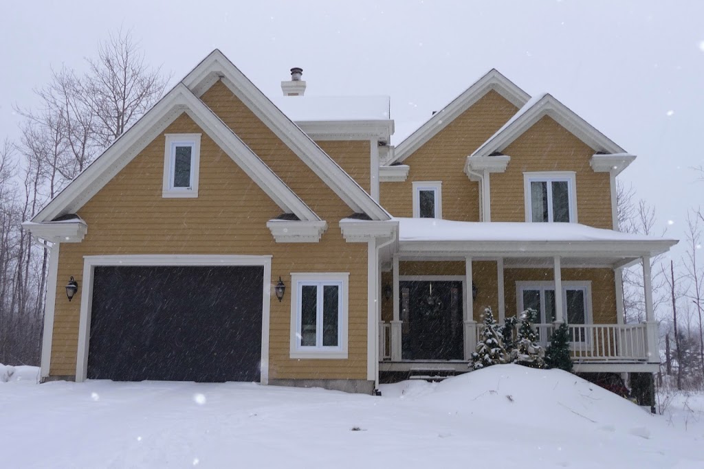 Construction Proteau | 2819 Rue Agnès, Lac-Mégantic, QC G6B 1K6, Canada | Phone: (819) 554-8895