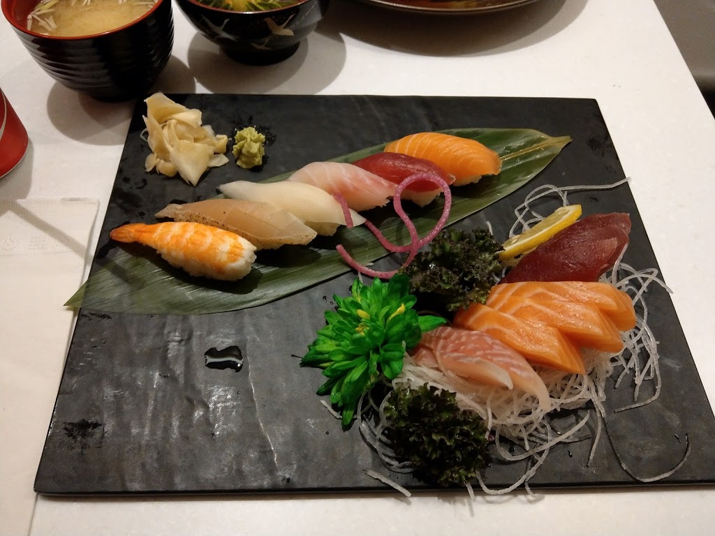 Kibo Sushi House - Cabbagetown | 533 Parliament St, Toronto, ON M4X 1P3, Canada | Phone: (647) 352-3788