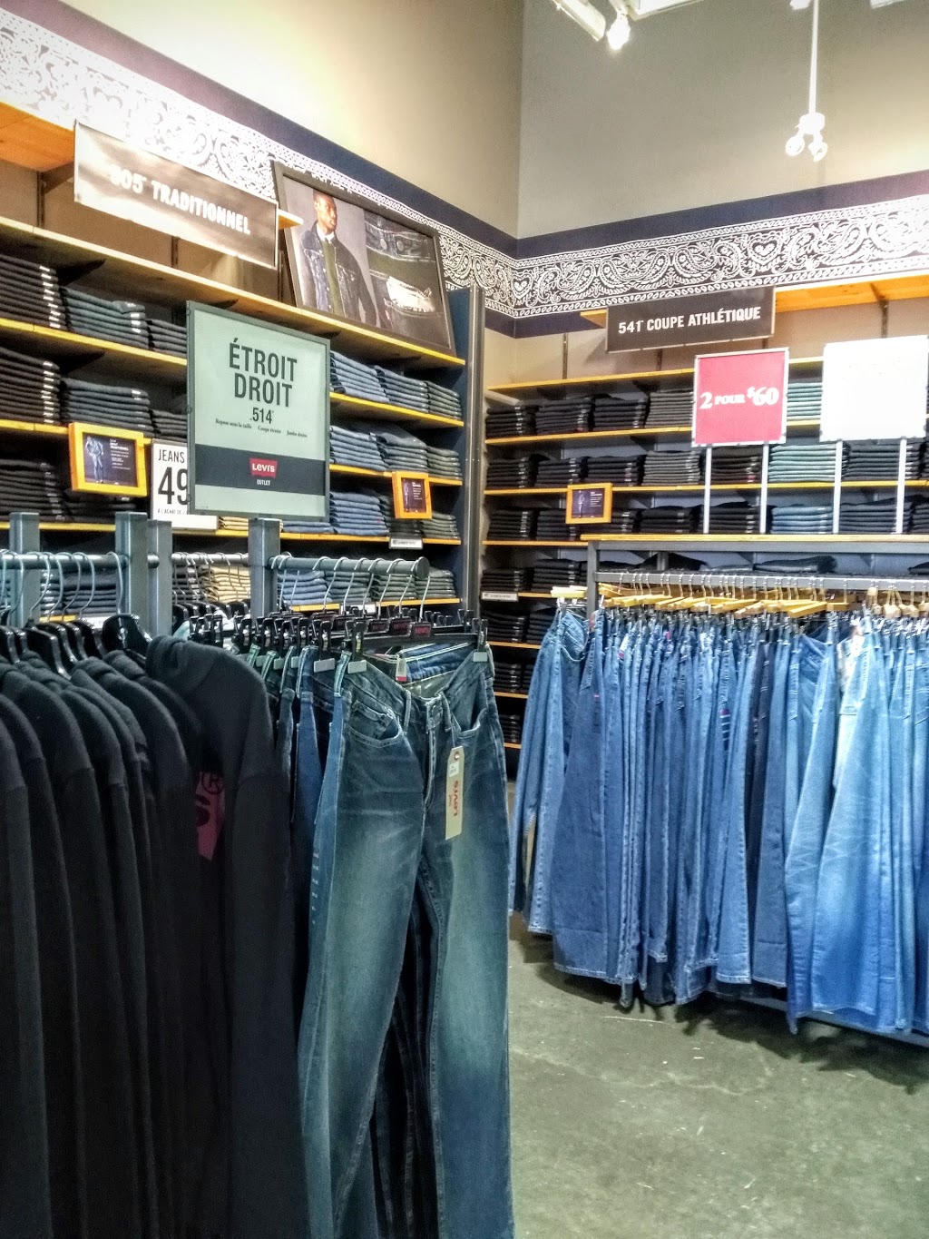 Levis LEntrepôt | 3150 Boulevard de la Gare, Vaudreuil-Dorion, QC J7V 0J5, Canada | Phone: (450) 424-1694