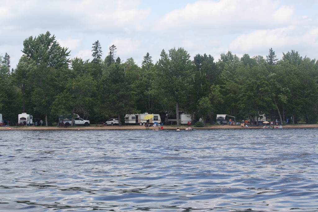 Dunnes Trailer Park and Campground | 60 Dunnes Bay Ln, Killaloe, Hagarty and Richards, ON K0J 2A0, Canada | Phone: (416) 706-7594