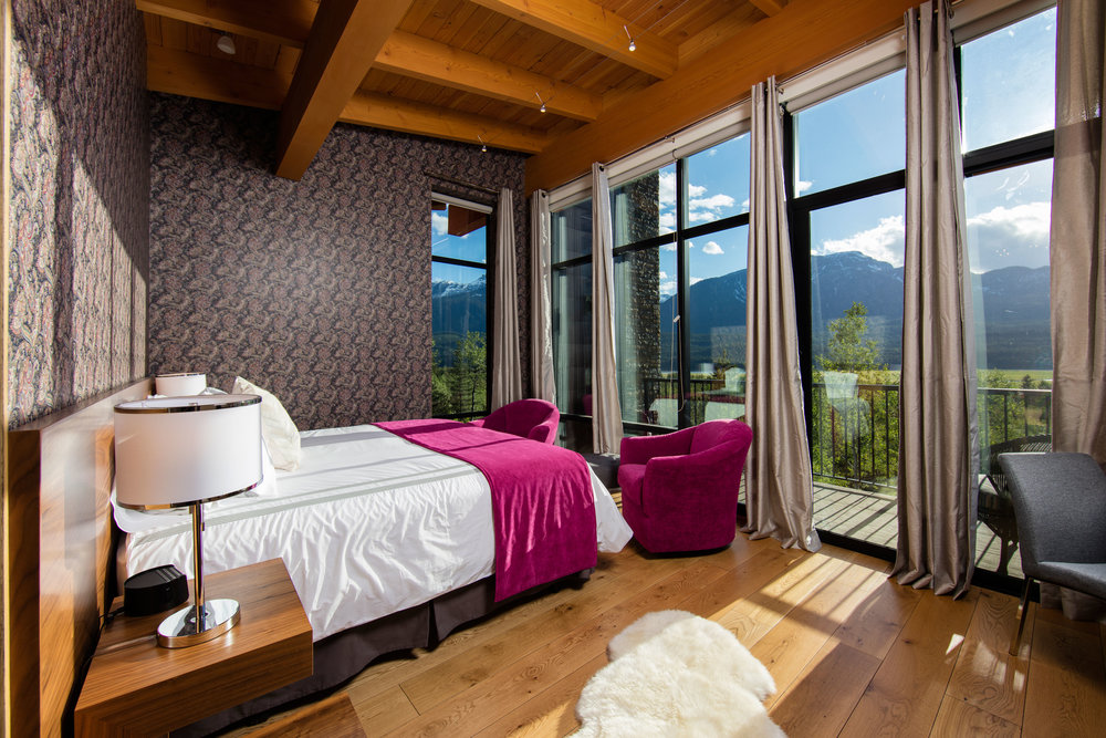 Whiteworth Chalet | 1944 Leidloff Rd, Revelstoke, BC V0E 2S1, Canada | Phone: (250) 805-4035