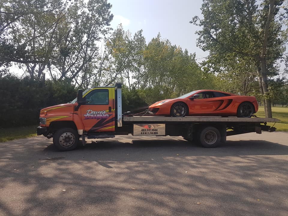 Daves Towing Services Ltd. | 2007 43 St SE, Calgary, AB T2B 1H2, Canada | Phone: (403) 272-3944