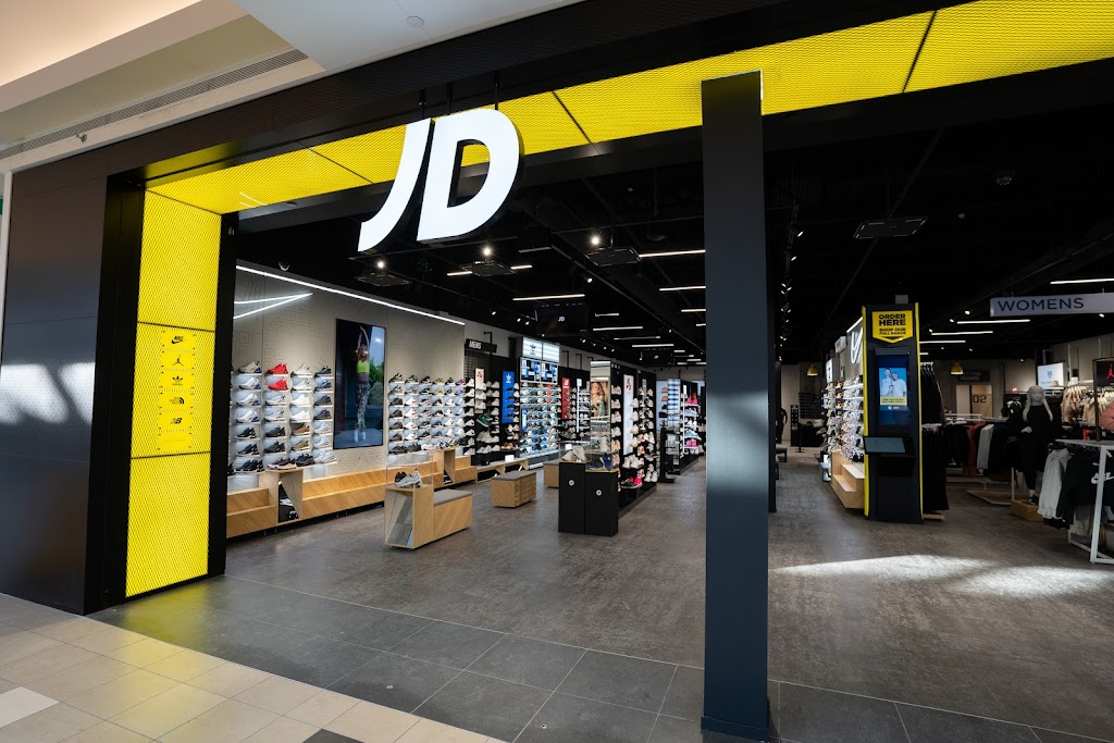 JD Sports | CRU 221, 1485 Portage Ave, Winnipeg, MB R3G 0W5, Canada | Phone: (204) 201-2768