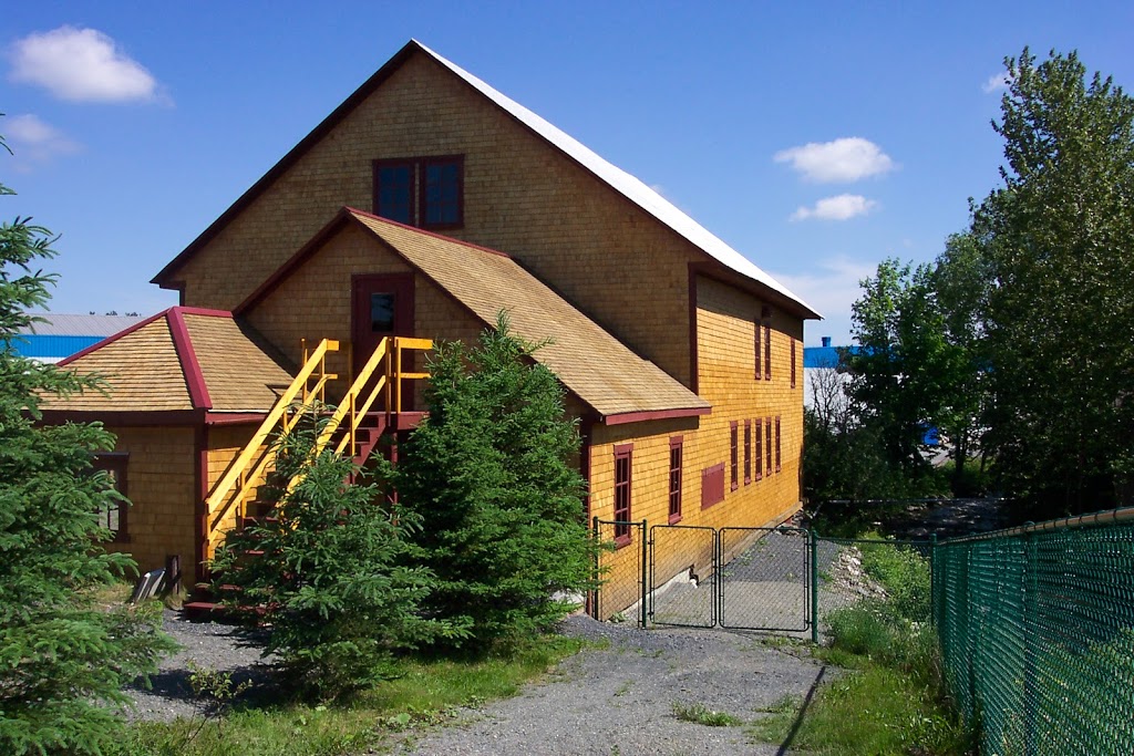 Le Vieux Moulin de Metgermette Nord | 150 Chemin des Bois-Francs, Sainte-Aurélie, QC G0M 1M0, Canada | Phone: (418) 593-3348