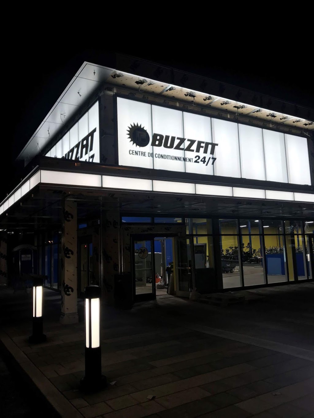 BuzzFit | Galeries Terrebonne, 1185 Boulevard Moody local 1006, Terrebonne, QC J6W 3K8, Canada | Phone: (450) 964-2424