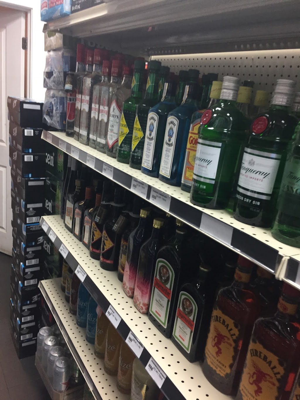 Dahlak Liquor Store | 10724 107 Ave NW, Edmonton, AB T5H 0W8, Canada | Phone: (780) 705-3400