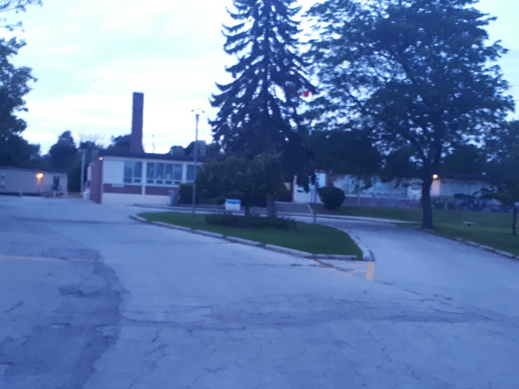 Chine Drive Public School | 51 Chine Dr, Scarborough, ON M1M 2K8, Canada | Phone: (416) 396-6155