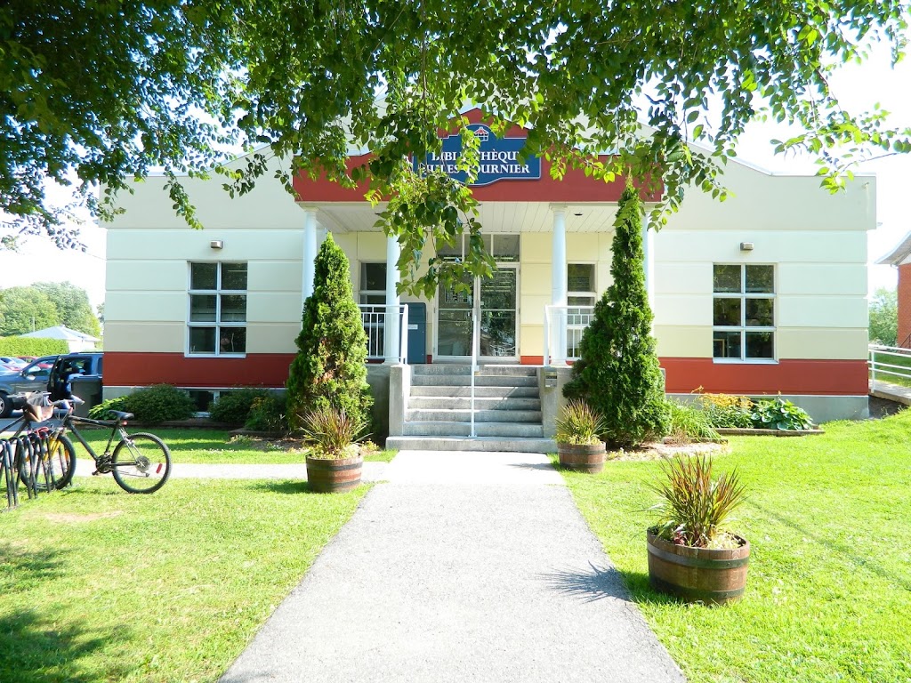 Bibliothèque Jules-Fournier | 3 Rue du Parc, Coteau-du-Lac, QC J0P 1B0, Canada | Phone: (450) 763-2763