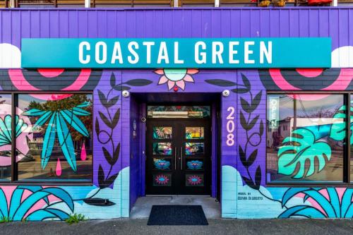 Coastal Green Cannabis Dispensary (Main St.) | 208 E 16th Ave, Vancouver, BC V5T 2T4, Canada | Phone: (604) 336-0290