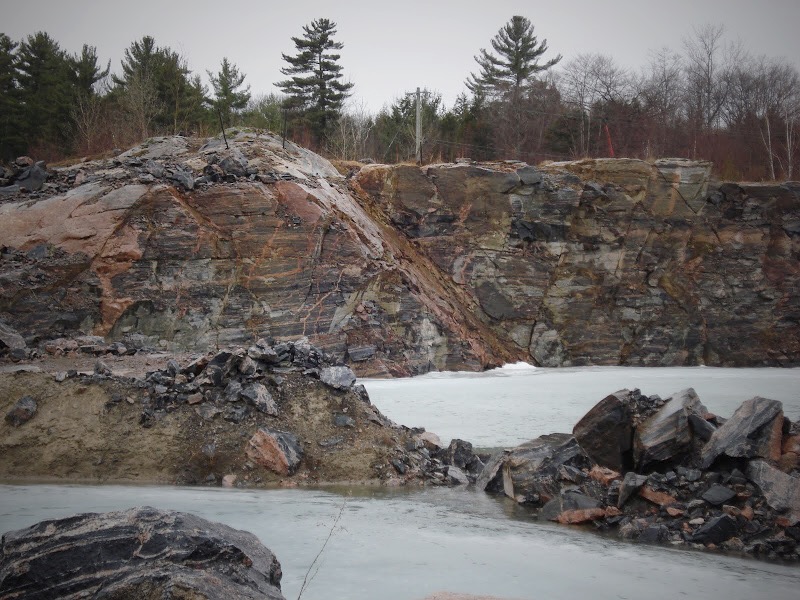 Coon Bros Sand & Gravel (1988) Limited | 105 Industrial Dr, Gravenhurst, ON P1P 1X4, Canada | Phone: (705) 687-2007