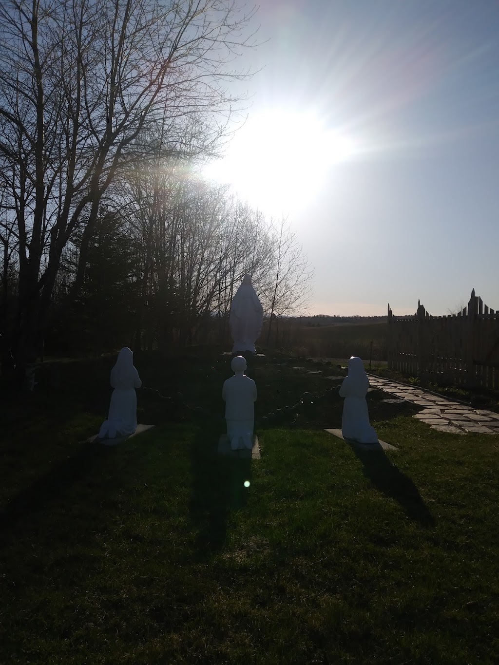 Monastère Du Coeur De Jésus | 1701 Boulevard St Jean Baptiste, Chicoutimi, QC G7H 7V1, Canada | Phone: (418) 696-1929