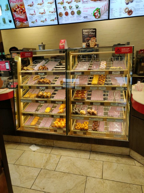 Tim Hortons | 911 Watters Rd, Orléans, ON K4A 3K5, Canada | Phone: (613) 590-2458