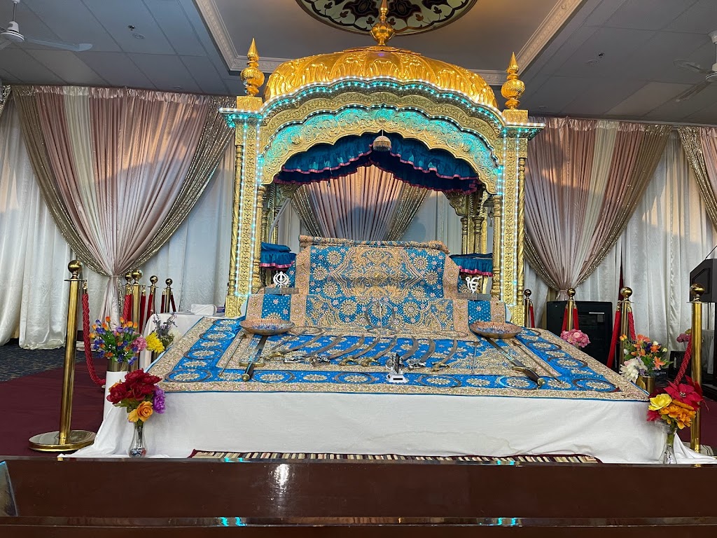 Sri Guru Nanak Sikh Centre Brampton | 99 Glidden Rd, Brampton, ON L6T 2H8, Canada | Phone: (905) 457-5757