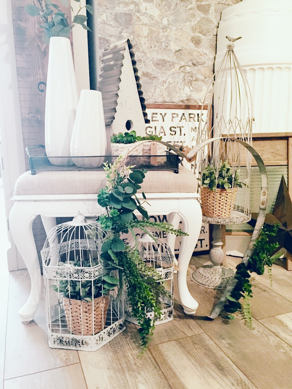 The Mason Jar Home Decor and Gift Store | 15254 Thrift Ave, White Rock, BC V4B 2L2, Canada | Phone: (778) 294-3566