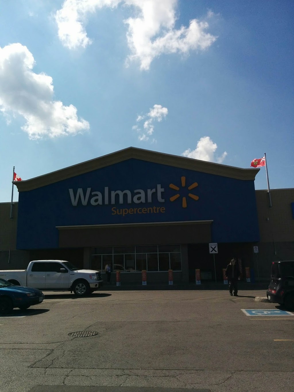 Walmart Simcoe Supercentre | Simcoe Supercentre, 160 Queensway East, Simcoe, ON N3Y 4X3, Canada | Phone: (519) 426-6900