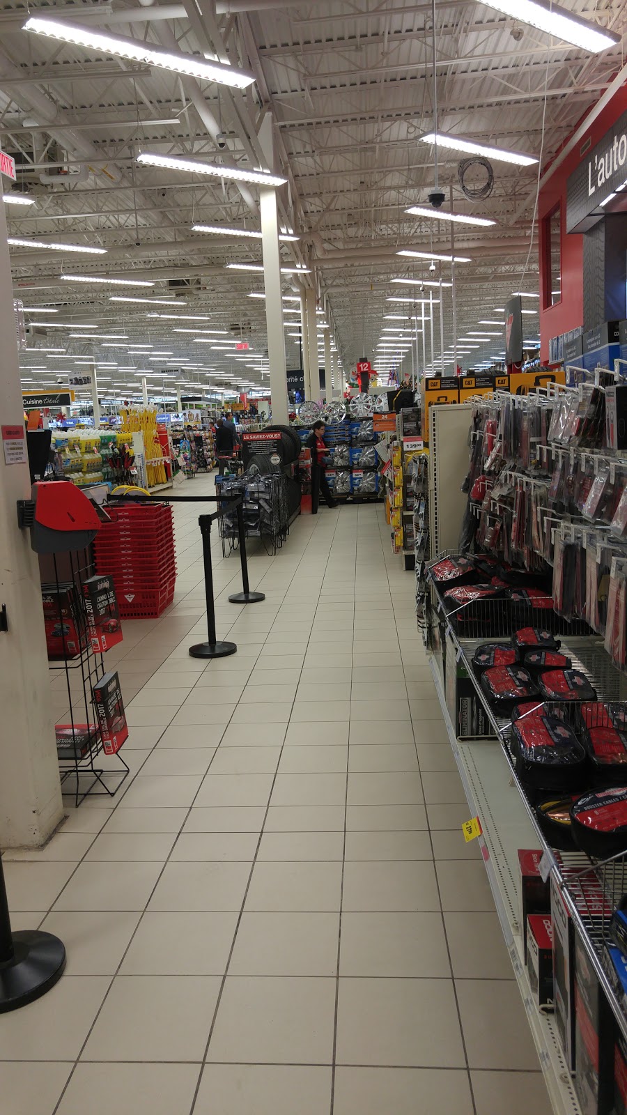 Canadian Tire | 1475 Boulevard Firestone, Joliette, QC J6E 9E5, Canada | Phone: (450) 756-1044