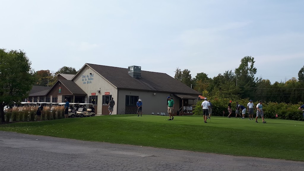 Club de Golf de la Vallée Des Forts | 1145 Chem. du Petit-Bernier, Saint-Jean-sur-Richelieu, QC J3B 6Y8, Canada | Phone: (450) 346-6090