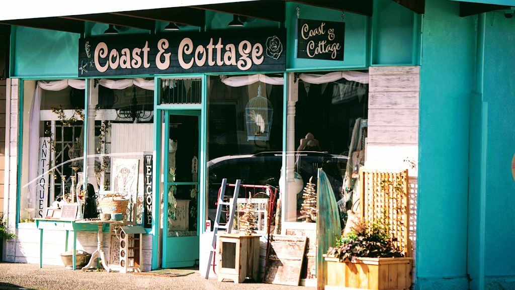 Coast & Cottage | 109 Craig St, Parksville, BC V9P 2G4, Canada | Phone: (250) 586-6288