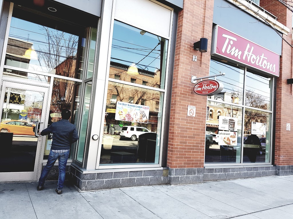 Tim Hortons | 1033 Queen St W, Toronto, ON M6J 0A6, Canada | Phone: (416) 534-7093