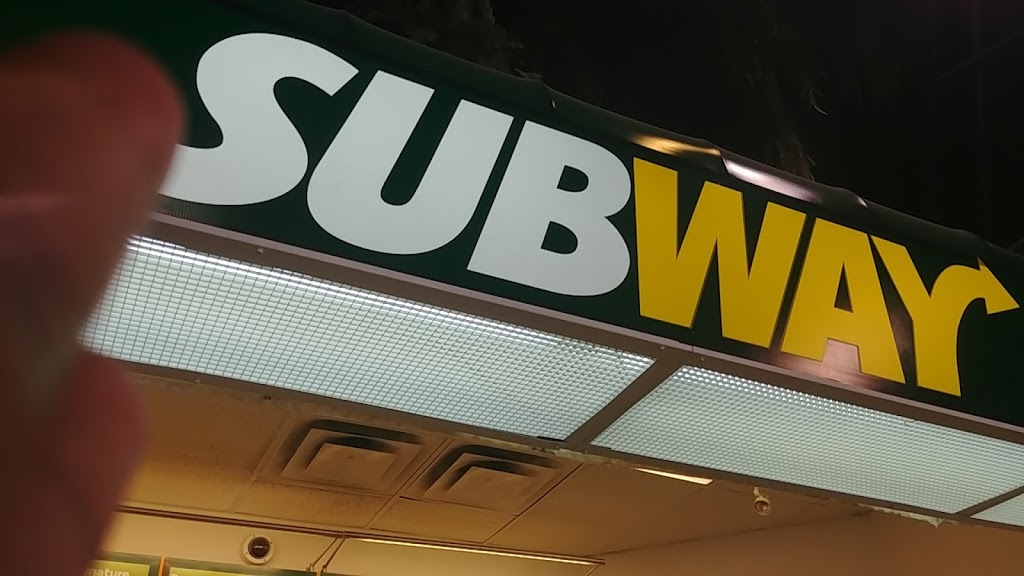 Subway | 225 Boulevard Curé-Labelle, Laval, QC H7L 2R9, Canada | Phone: (450) 937-6632