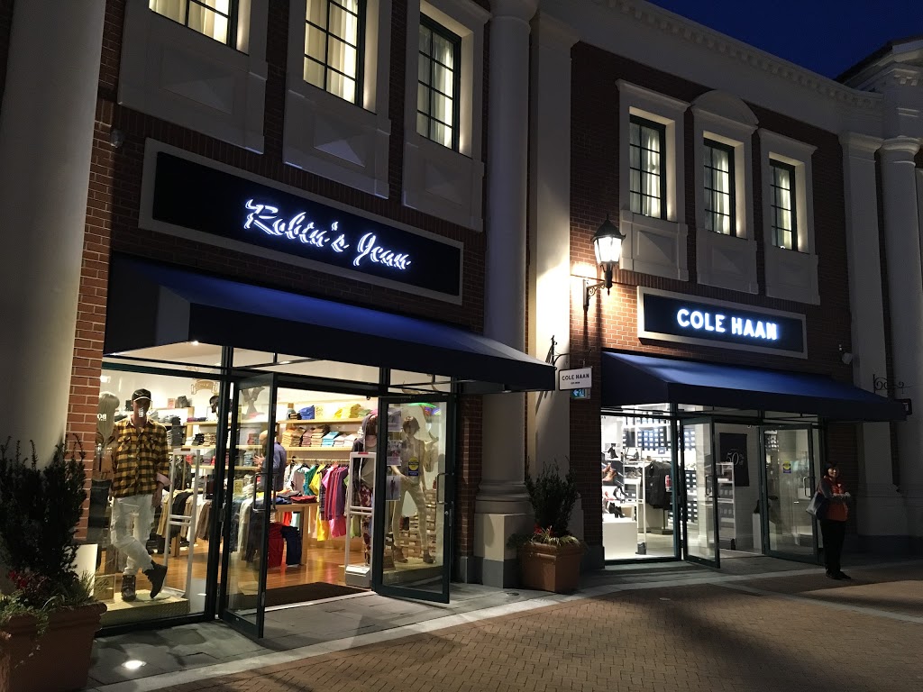 Cole Haan | 7899 Templeton Station Rd, Richmond, BC V7B 0B7, Canada | Phone: (604) 273-1325