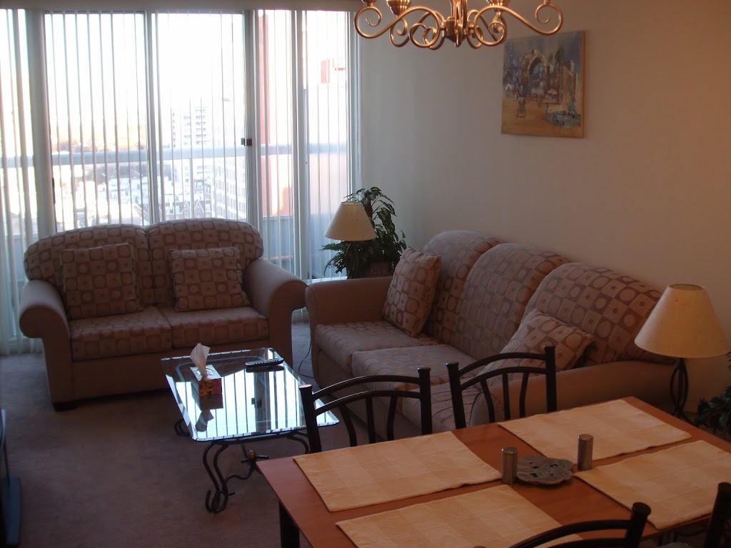 Condo in Toronto - Toronto Rental Suites | 384 Yonge St #122, Toronto, ON M5B 1S8, Canada | Phone: (647) 692-7730